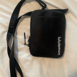 Lululemon black crossbody